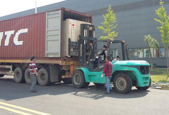 深圳大鹏新区租叉车，你们能把车送过来吗？